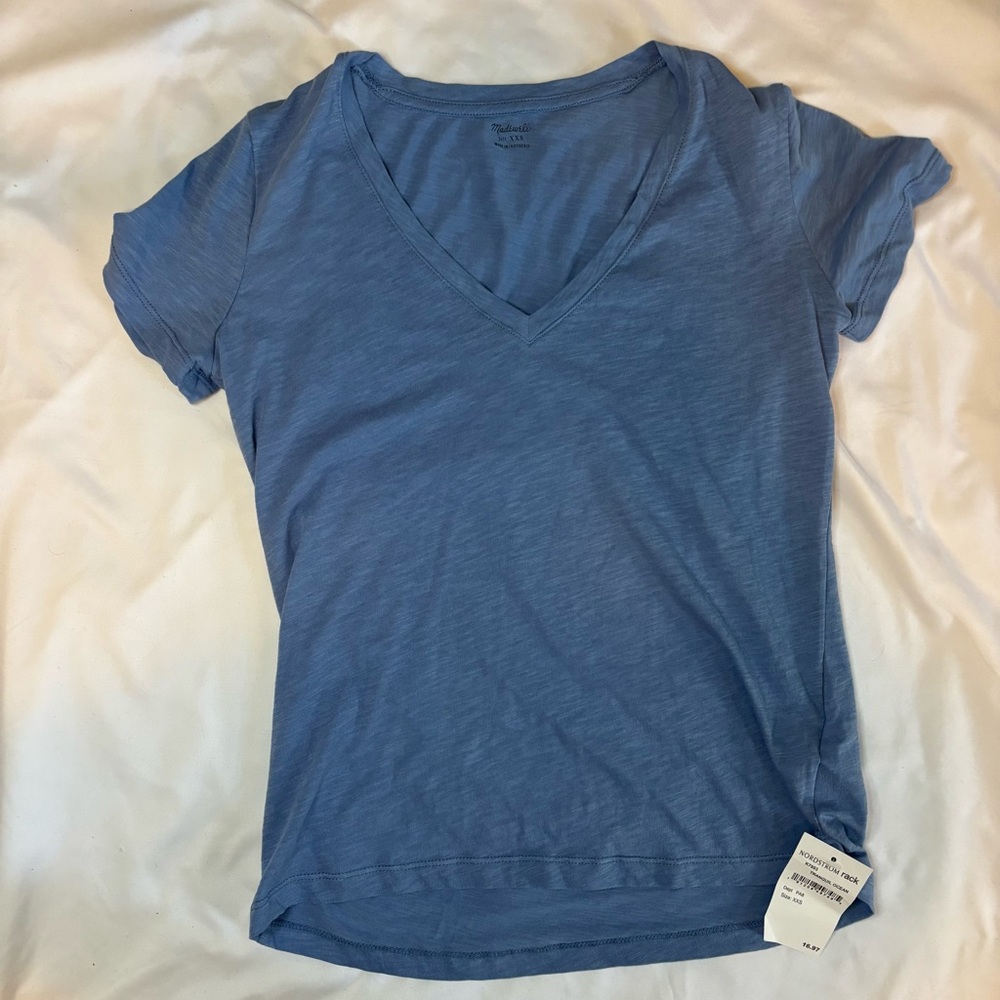 Madewell NWT Blue V-Neck T-Shirt - Size XXS